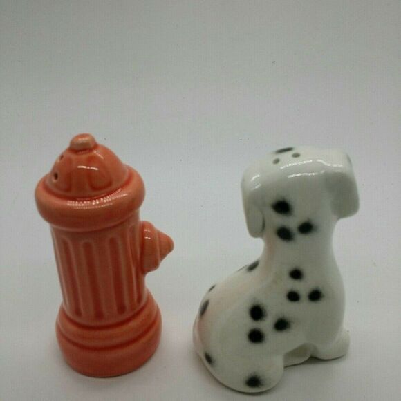 Norcrest Dalmatian Dog With Hydrant Salt And Peppe - Picture 2 of 3